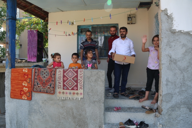 Türk Kızılay, kurban etleriyle ihtiyaç sahiplerini sevindiriyor