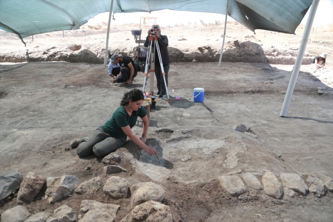 Domuztepe'deki iskan, Göbeklitepe'den bin yıl sonra başlamış