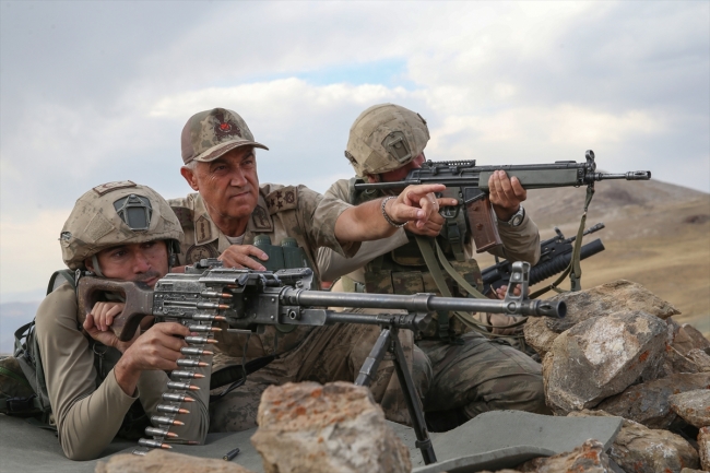 3 ilde süren Kıran Operasyonu: Van dağları temizlendi