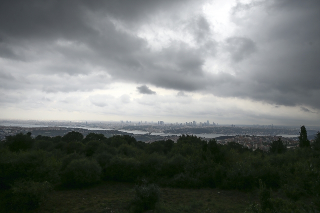 İstanbul'da beklenen yağış başladı