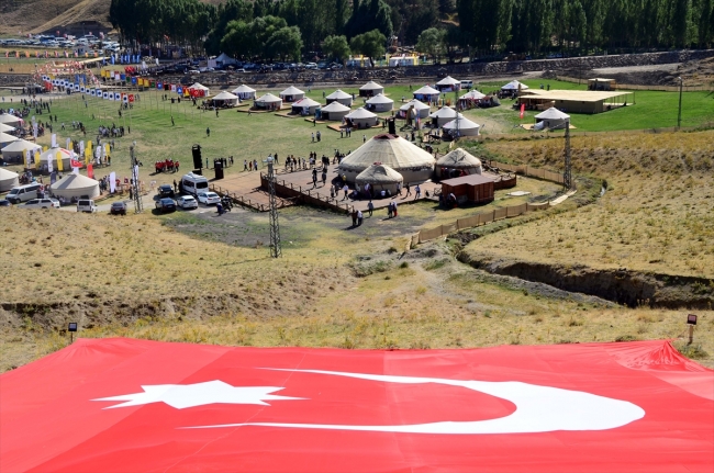 Malazgirt Zaferi etkinliklerine yoğun ilgi