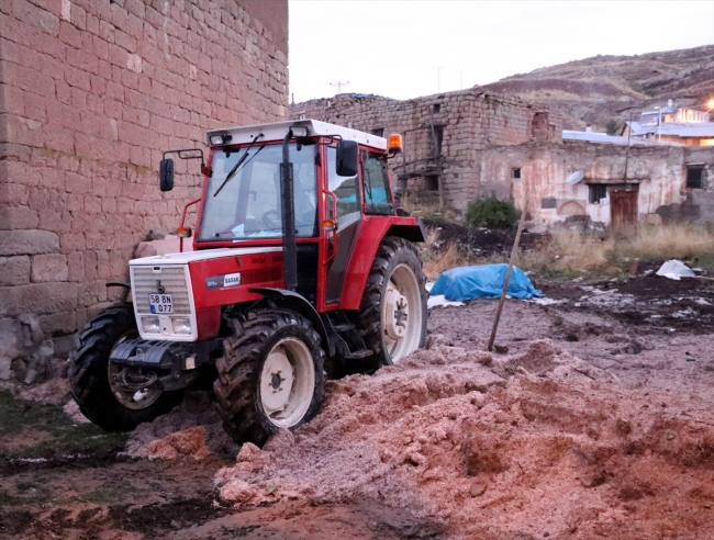Sivas'ta sele kapılan 16 küçükbaş hayvan telef oldu, 7 ev hasar gördü