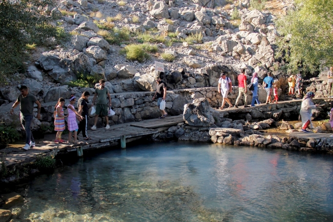 Munzur Gözeleri'nde hafta sonu yoğunluğu
