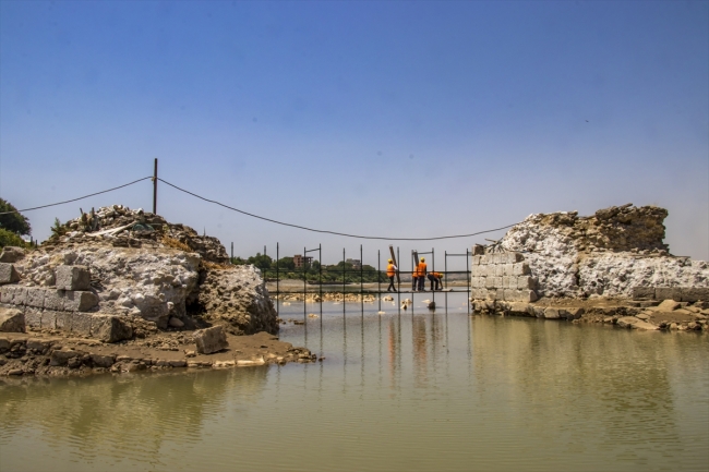 İki bin yıllık köprü yeniden ayağa kaldırılıyor