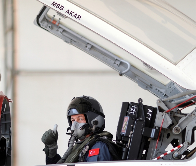 Bakan Akar: Doğu Akdeniz'de haklarımızı çiğnetmeyeceğiz