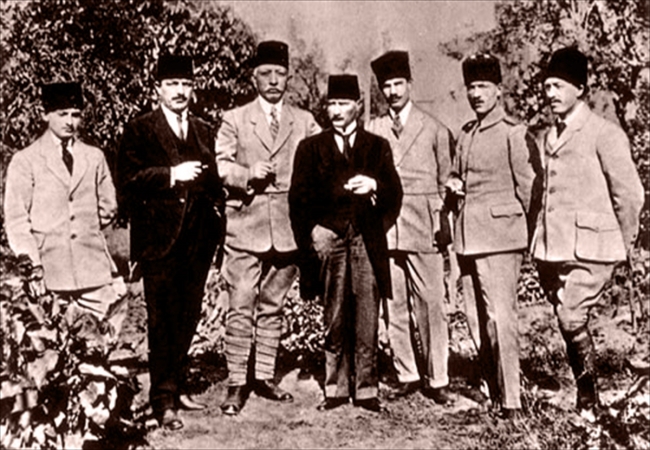 Türkiye Cumhuriyeti'nin temellerinin atıldığı kongre 100 yaşında