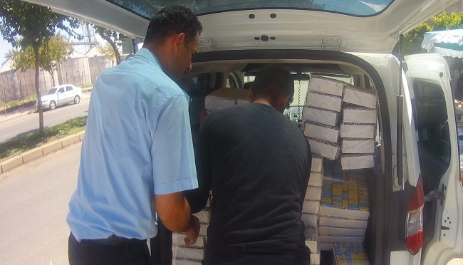 Tarihi geçmiş ürünleri yeni etiketle satarken yakalandılar