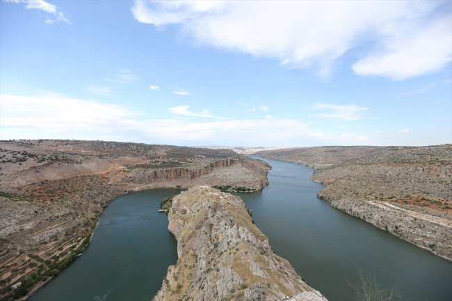 Fırat'ın incisi Rumkale su sporlarına ve balon turlarına hazırlanıyor