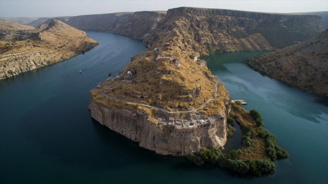 Fırat'ın incisi Rumkale su sporlarına ve balon turlarına hazırlanıyor