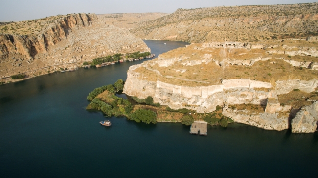 Fırat'ın incisi Rumkale su sporlarına ve balon turlarına hazırlanıyor