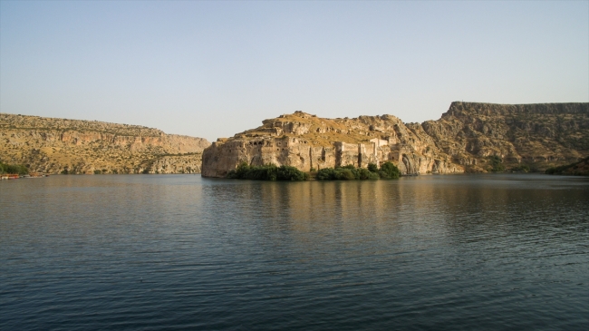 Fırat'ın incisi Rumkale su sporlarına ve balon turlarına hazırlanıyor