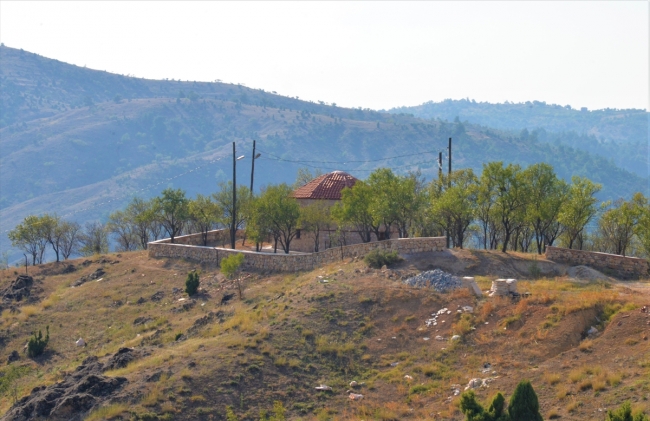Osmanlı uç beyinin türbesinden eski Orta Asya Türk motifleri çıktı