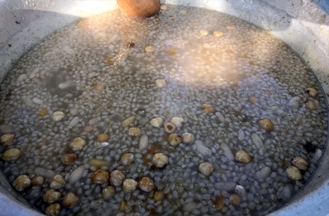 Bolluk ve bereketin simgesi: Aşure