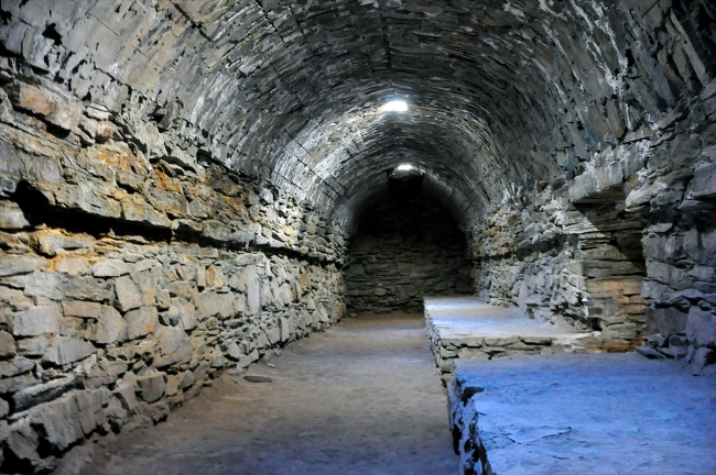 Kırgızistan'ın doğusunda gizemli kervansaray: Taş Rabat