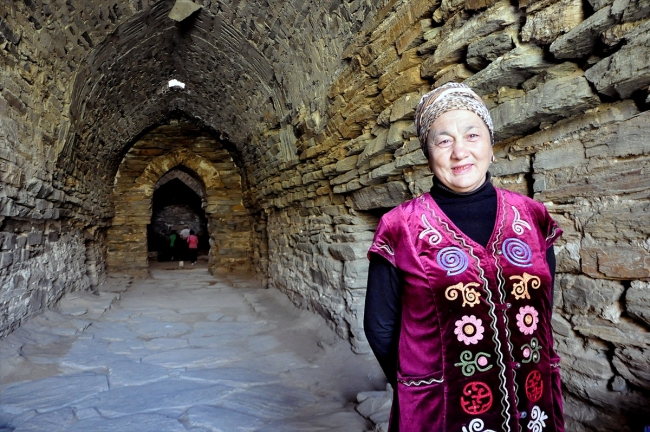 Kırgızistan'ın doğusunda gizemli kervansaray: Taş Rabat