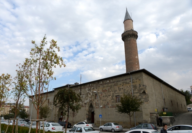 Doğu Roma'dan Osmanlı'ya uzanan tarihiyle Erzurum