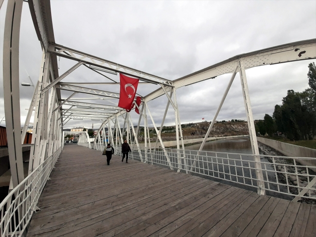 Ardahan'ın asırlık köprüleri zamana direniyor