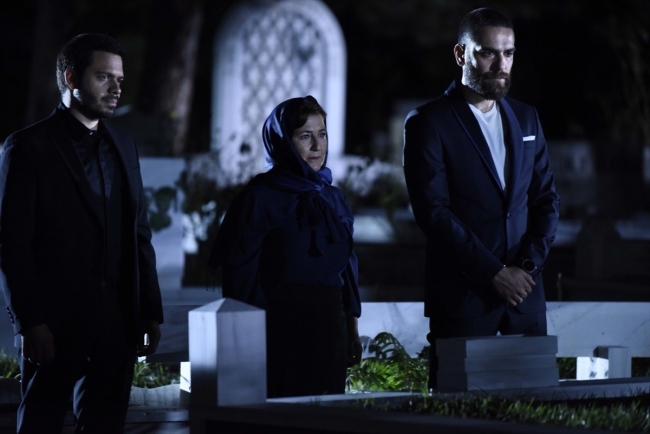 TRT 1'in sevilen dizisi Vuslat 16 Eylül'de ekranlara dönüyor