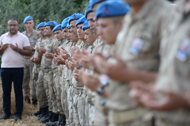 Şehit güvenlik korucusu son yolculuğuna uğurlandı