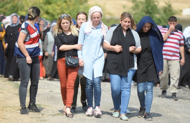 Şehit güvenlik korucusu son yolculuğuna uğurlandı