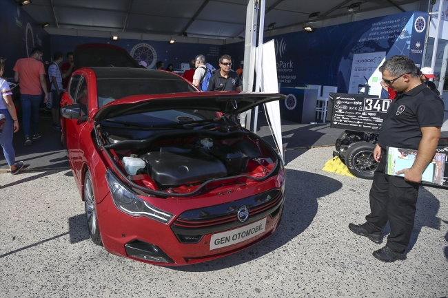 Yerli ve milli otomobiller ile otonom sistemler TEKNOFEST'te