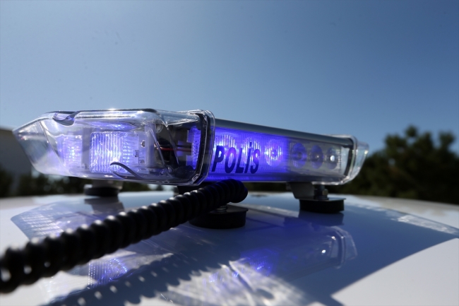 Kamuda "çakar lamba" kullanımına uygulamalı tanıtım