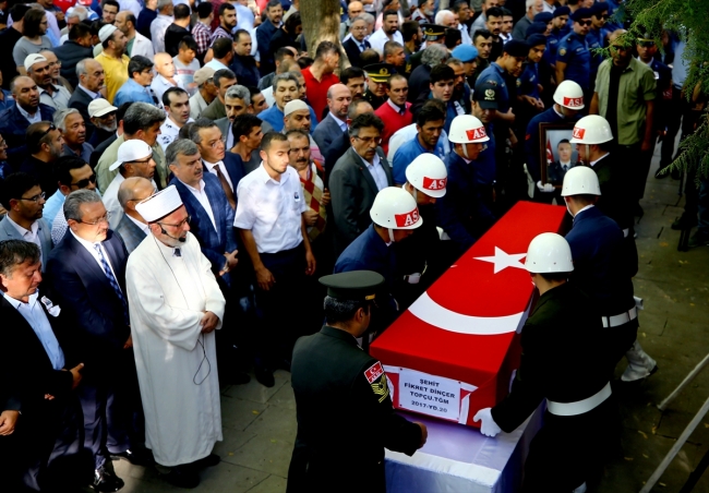 Şehit Teğmen Dinçer, son yolculuğuna uğurlandı