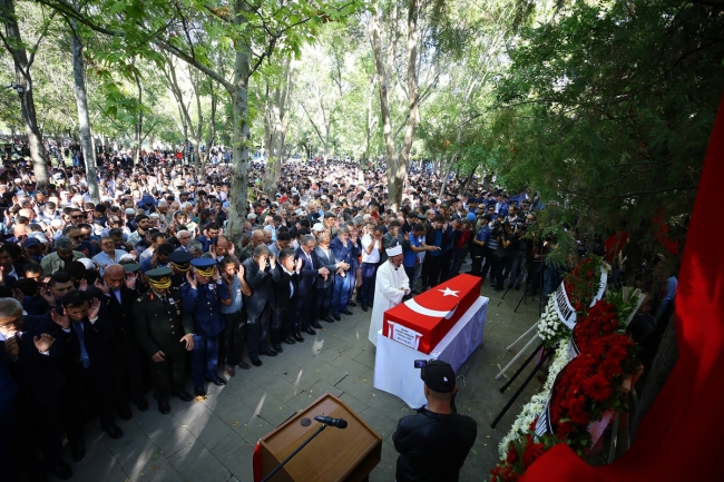 Şehit Teğmen Dinçer, son yolculuğuna uğurlandı