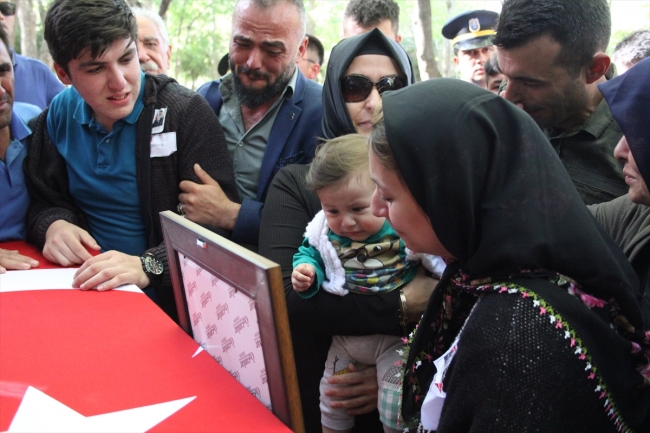 Şehit Teğmen Dinçer, son yolculuğuna uğurlandı