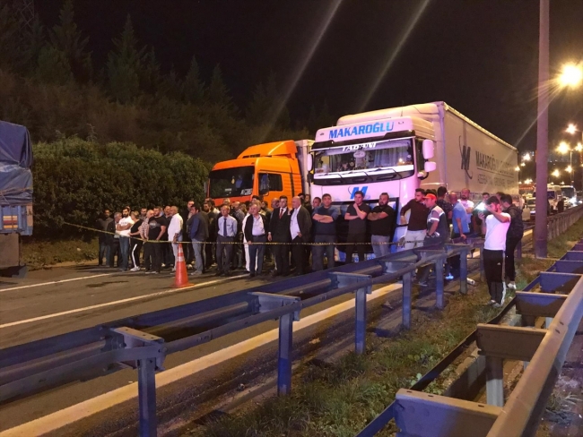 Anadolu Otoyolu'nda kaza: 15 kilometrelik araç kuyruğu oluştu