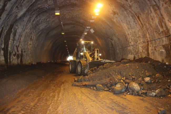 Selden etkilenen Artvin'de yaralar sarılıyor