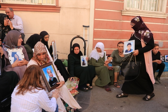Diyarbakır annelerinin evlat nöbeti sürüyor: Aile sayısı 50'ye yükseldi