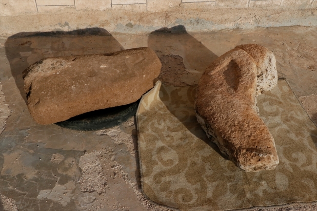 Karahantepe'de neolitik döneme ait insan ve hayvan heykelleri bulundu