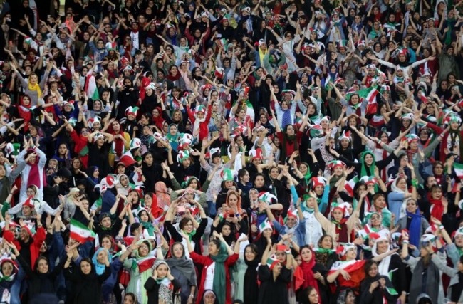 İran futbolunda tarihi gün