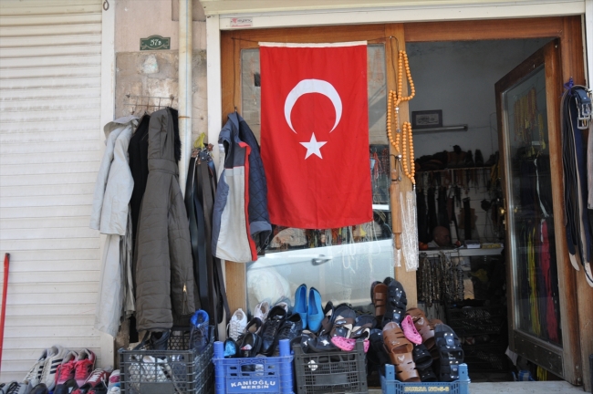 Mardin Türk bayraklarıyla ala boyandı