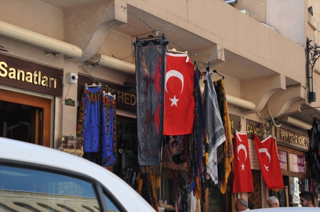 Mardin Türk bayraklarıyla ala boyandı