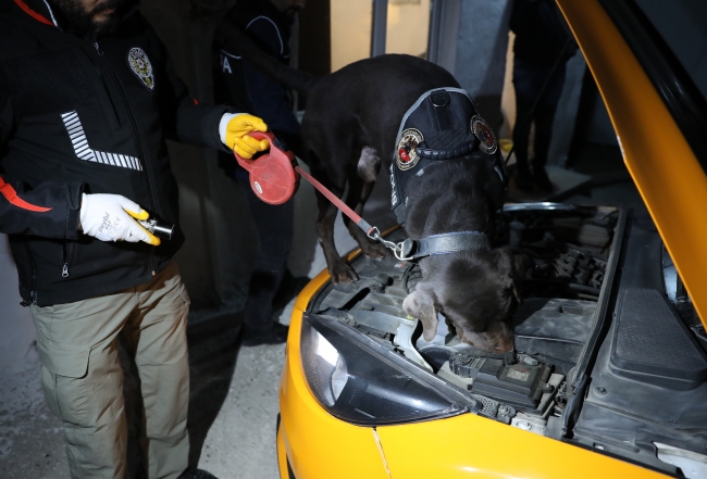 Ankara'da film gibi narkotik operasyonu