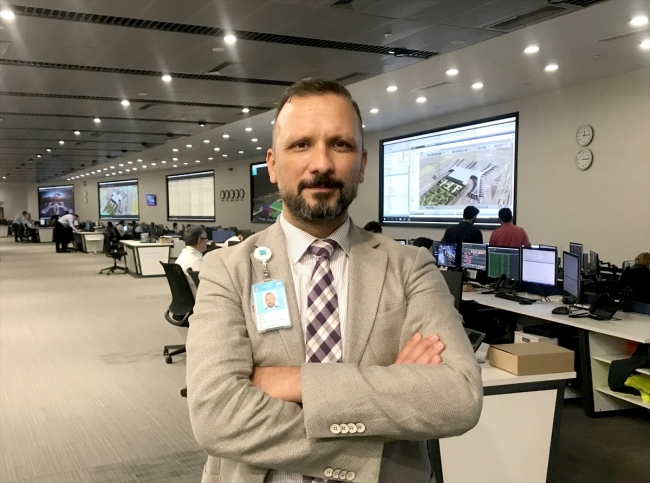 Havalimanı Operasyon Kontrol Merkezi Direktörü Fatih Mere - Fotoğraf: AA