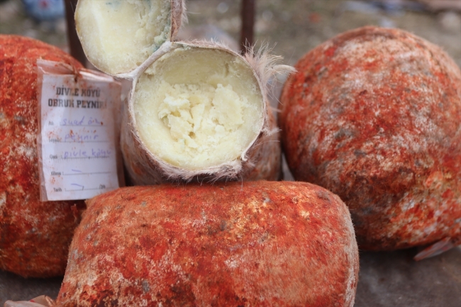 Fotoğraf: AA Karaman, Divle Obruk Peyniri