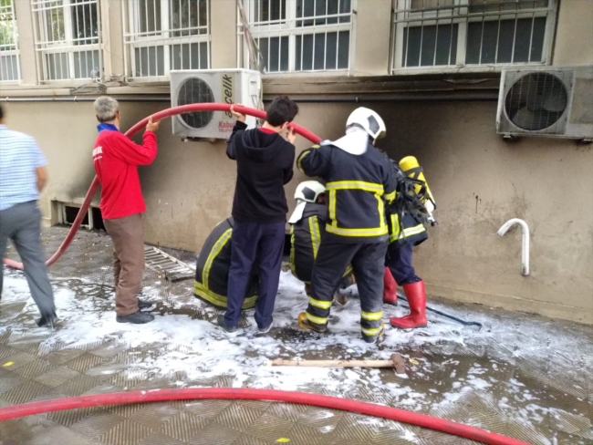Osmaniye'de okulun kazan dairesinde yangın çıktı, 40 öğrenci binadan tahliye edildi