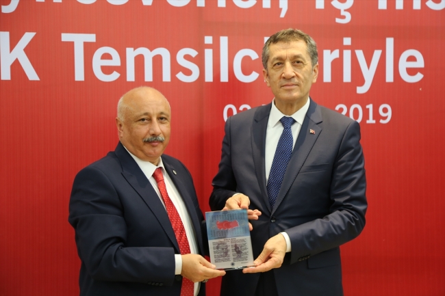 Milli Eğitim Bakanı Selçuk Batman'da öğretmenlerle buluştu