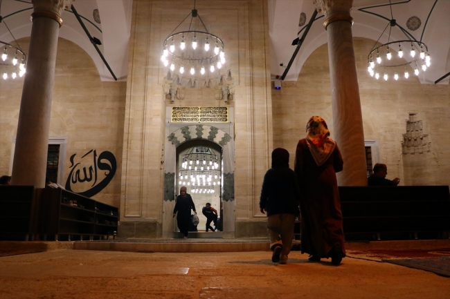 Tüm yurtta Mevlid Kandili idrak edildi