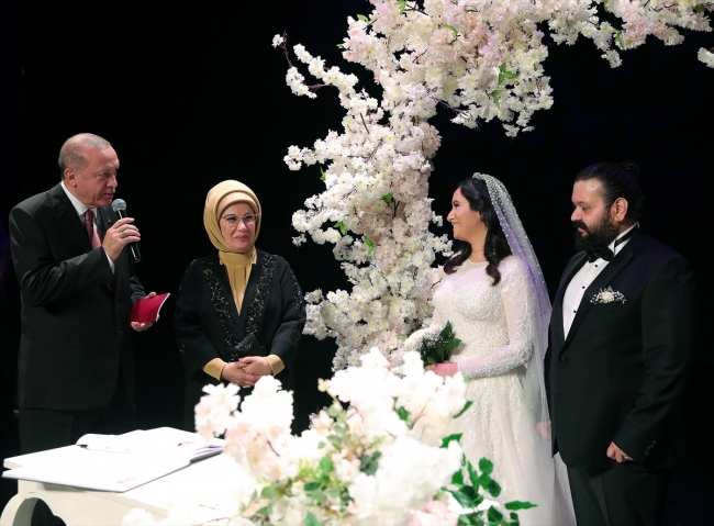 Cumhurbaşkanı Erdoğan nikah şahidi oldu