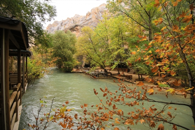 Tohma Kanyonu sonbaharda doğa tutkunlarının uğrak mekanı