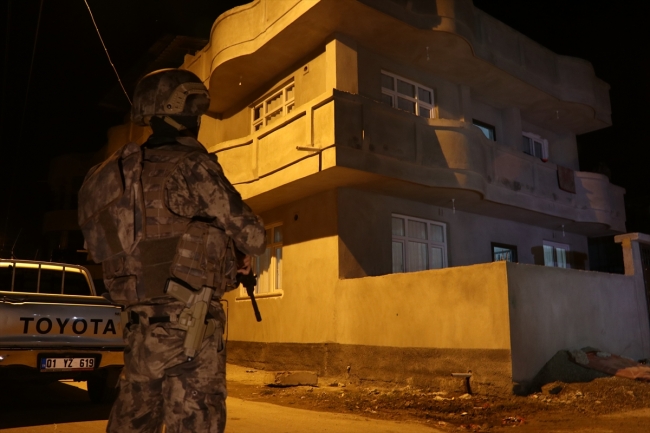 Adana'da DEAŞ operasyonu: 4 gözaltı