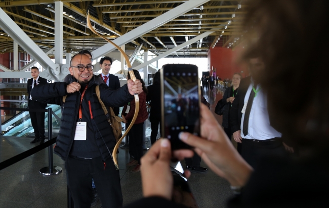 Kolombiya'da Geleneksel Türk Okçuluğu gösterisi