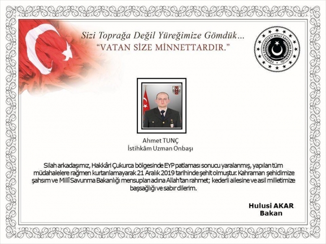 Bakan Akar'dan şehit Uzman Onbaşı Tunç'un ailesine başsağlığı mesajı