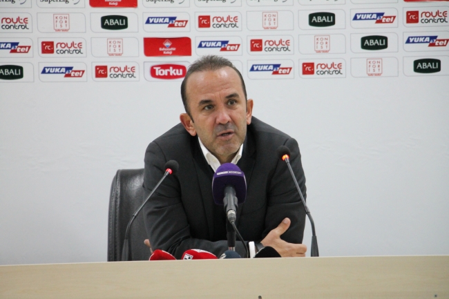 Alanyaspor Denizlispor'u dağıttı