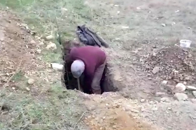 Jandarmaya ait drone'u taşlayan defineci yakalandı