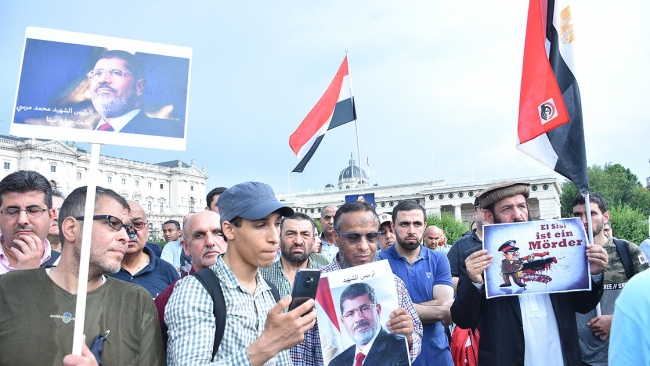 Avusturya’da Mursi için gösteri düzenlendi